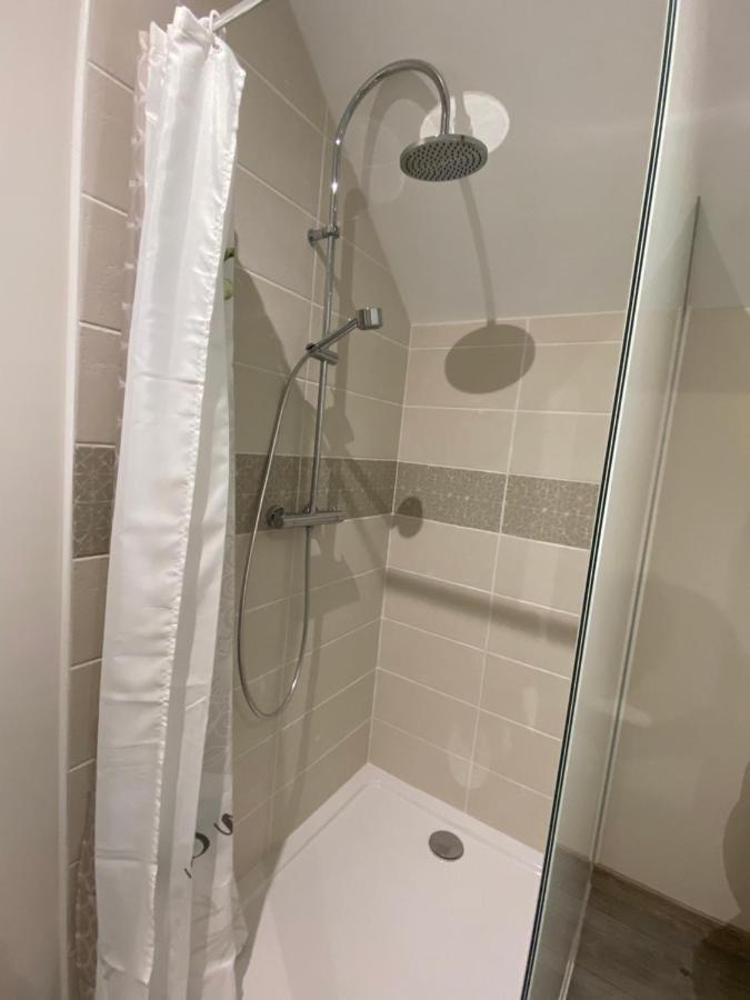 Chambre Privative Chez Toutoune Fontainebrux Exterior foto